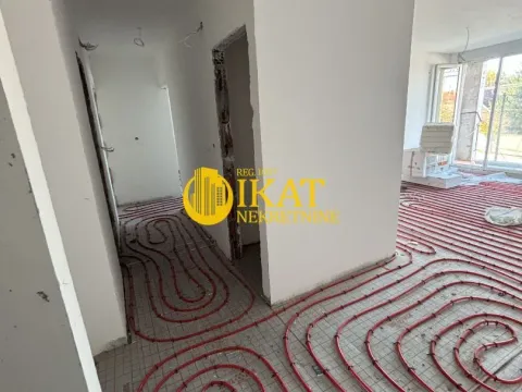 Sale, three bedroom apartment, 74m², Centar, Stara Pazova - image 4