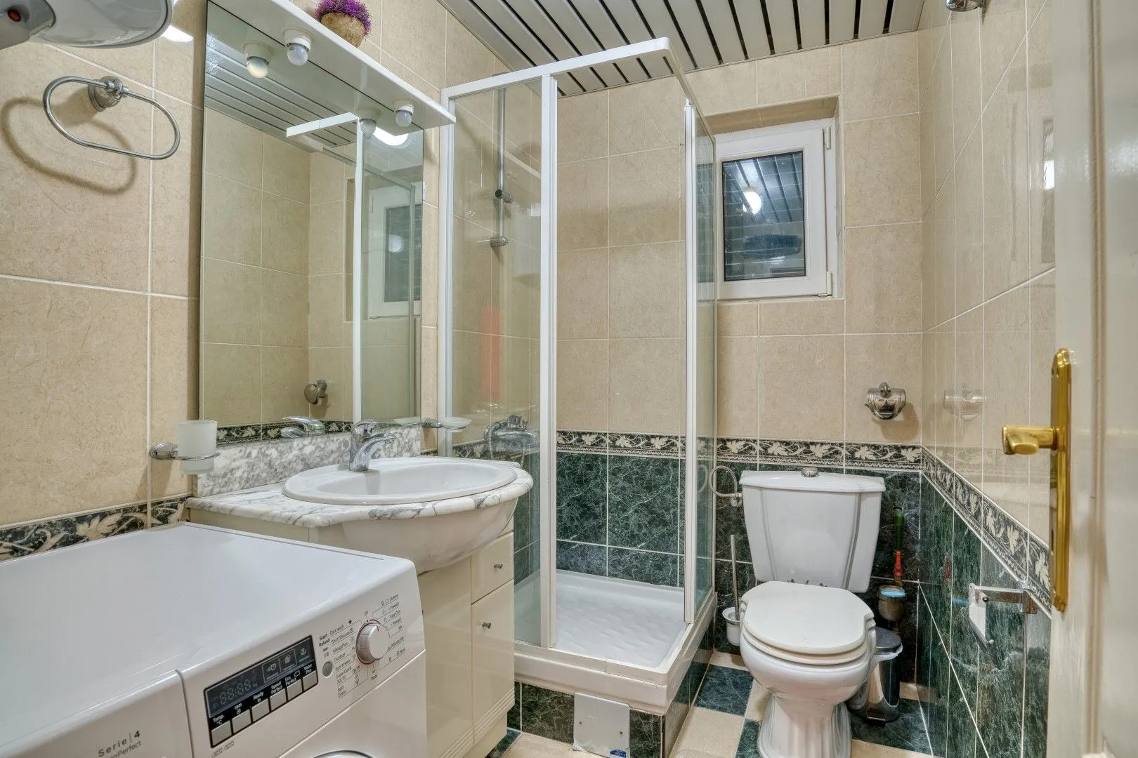Sale, two bedroom apartment, 117m², Sveti Stefan, Budva