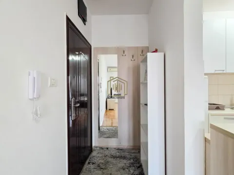 Rent, two bedroom apartment, 65m², City Kvart, Podgorica - image 4