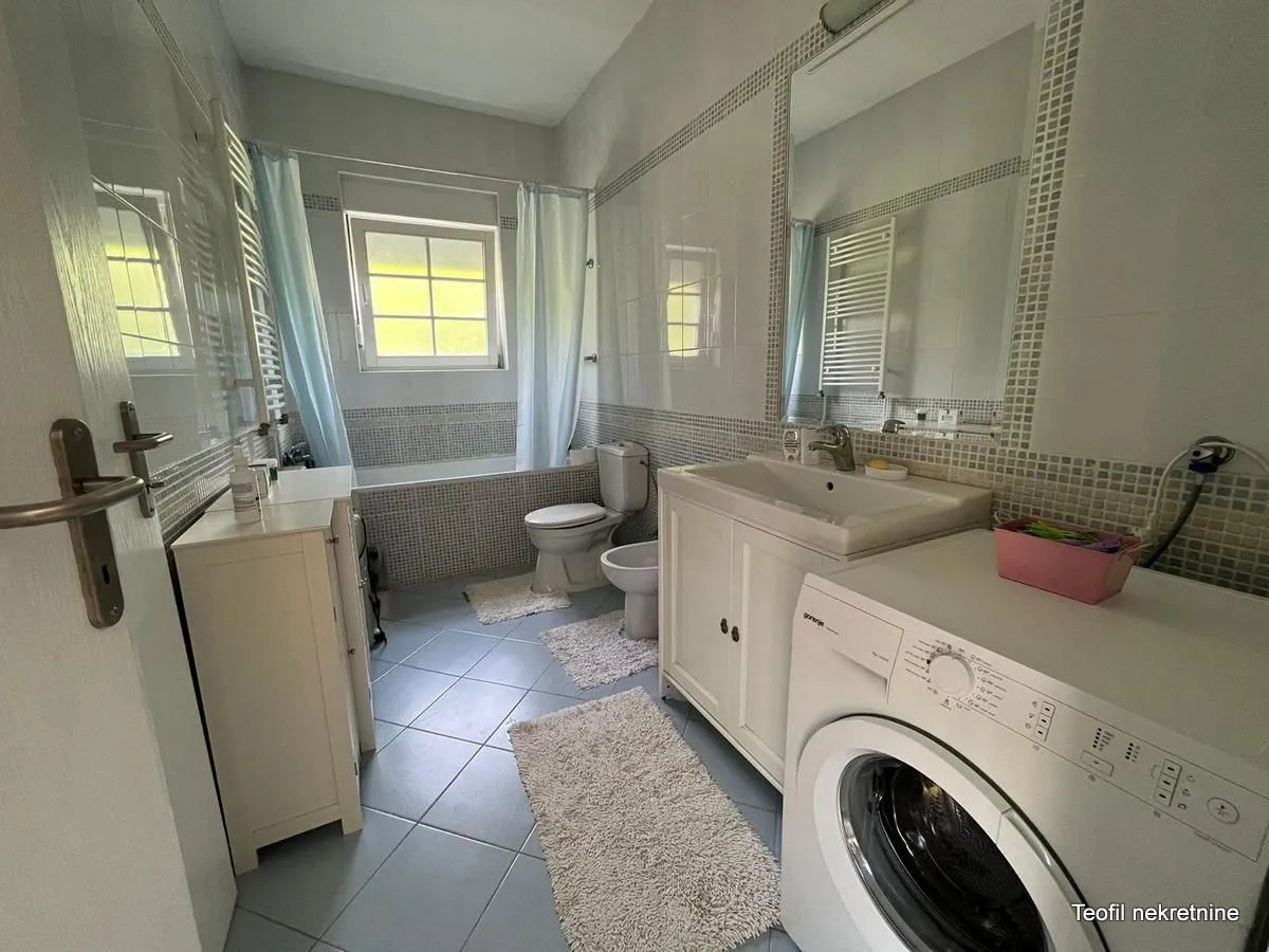 Prodaja, kuća, 320m², Fruška Gora, Novi Sad