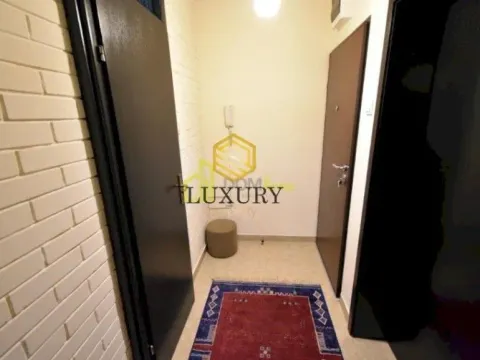 Rent, apartment, 60m², Blok 5, Podgorica - image 11