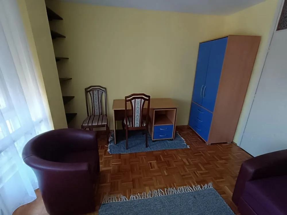Izdavanje, dvosoban stan, 55m², Novi Beograd Blok 70, Novi Beograd Sve Podlokacije