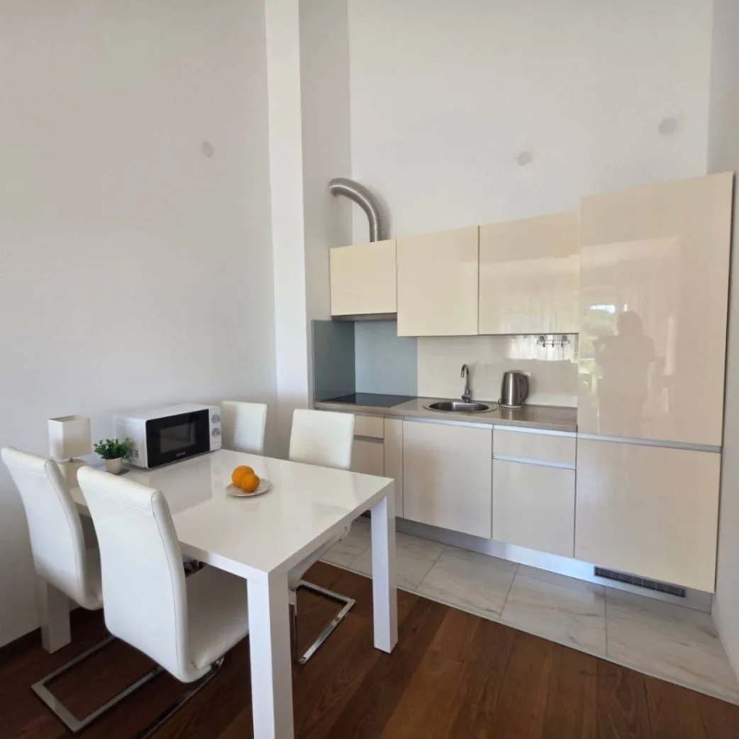 Rent, apartment, 44m², Pržno, Budva