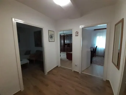 Rent, two bedroom apartment, 60m², Detelinara, Novi Sad Sve Podlokacije - image 3