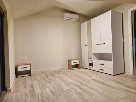 Prodaja, dvosoban stan, 90m², Dumidran, Tivat - image 7