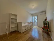 Sale, two bedroom apartment, 68m², Central Point, Podgorica - image 12