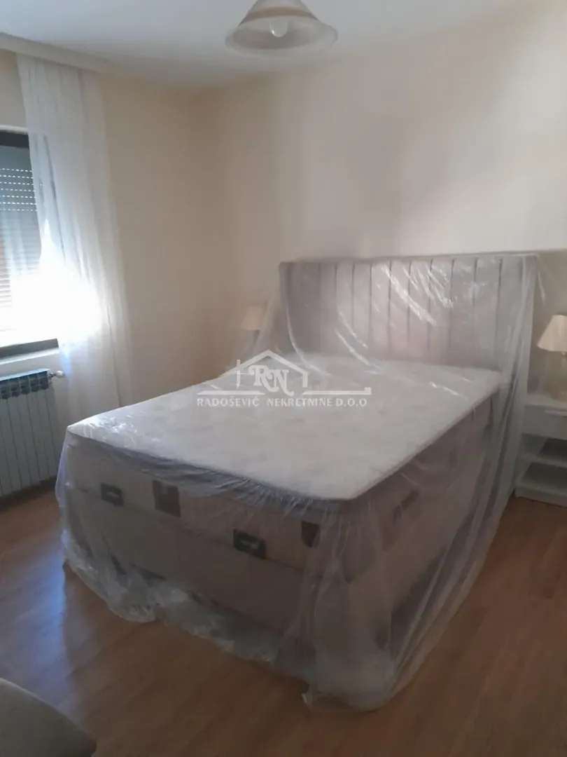 Rent, three bedroom apartment, 90m², Čukarica, Beograd