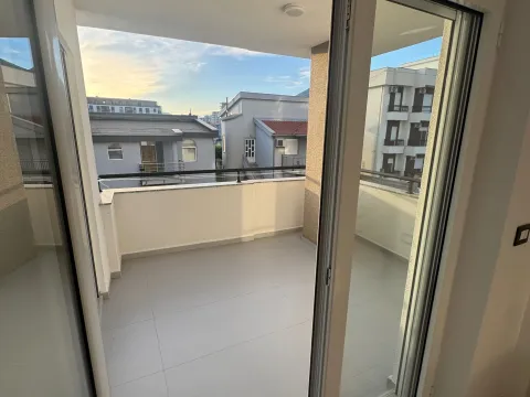 Rent, two bedroom apartment, 65m², Bjeliši, Bar - image 8