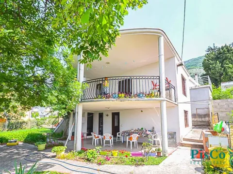 Sale, house, 180m², Bar, Crna Gora - image 1