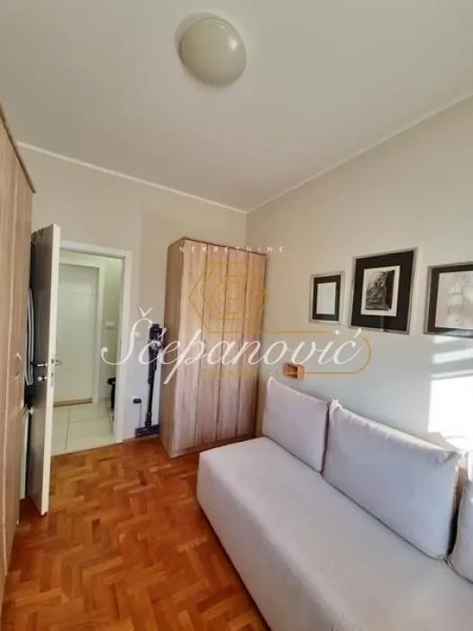 Prodaja, trosoban stan, 62m², Telep južni, Novi Sad Sve Podlokacije