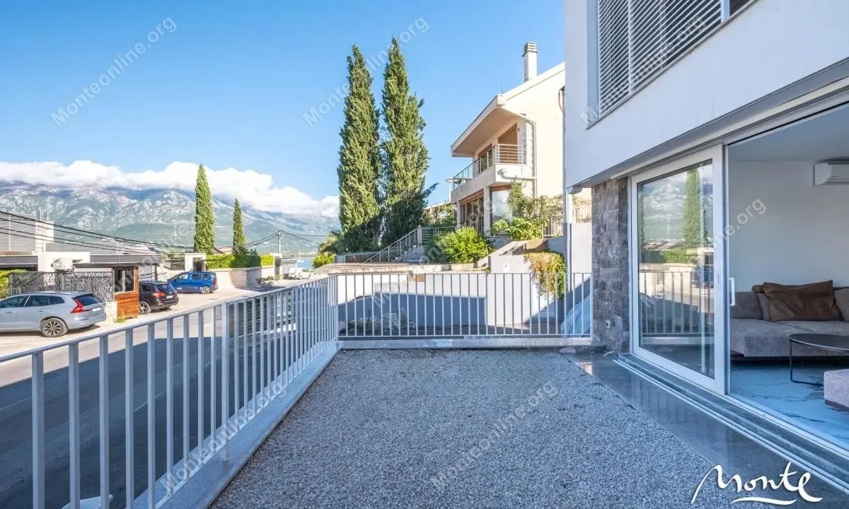 Prodaja, kuća, 100m², Đuraševići, Tivat