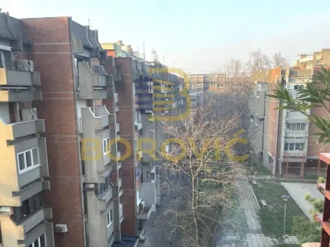 Stan in Voždovačka Crkva