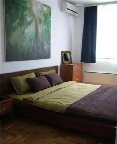 Izdavanje, trosoban stan, 120m², Stari Grad, Beograd