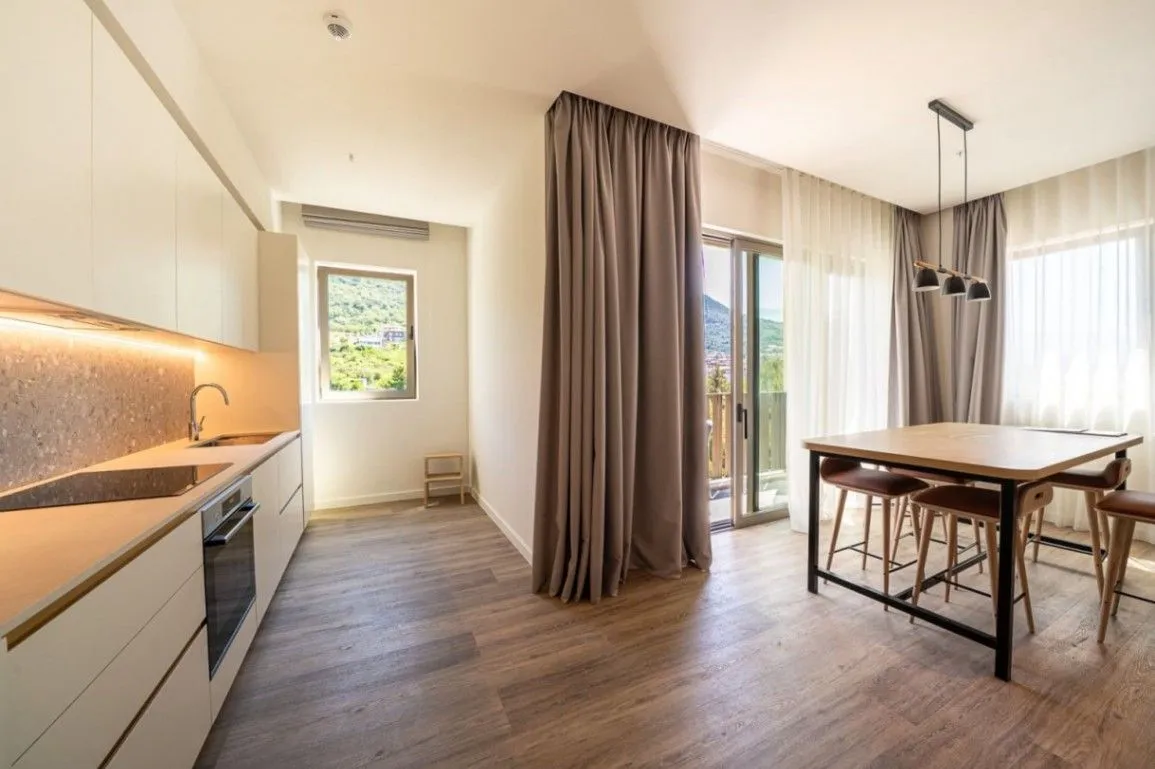 Prodaja, dvosoban stan, 91m², Boka Place, Tivat