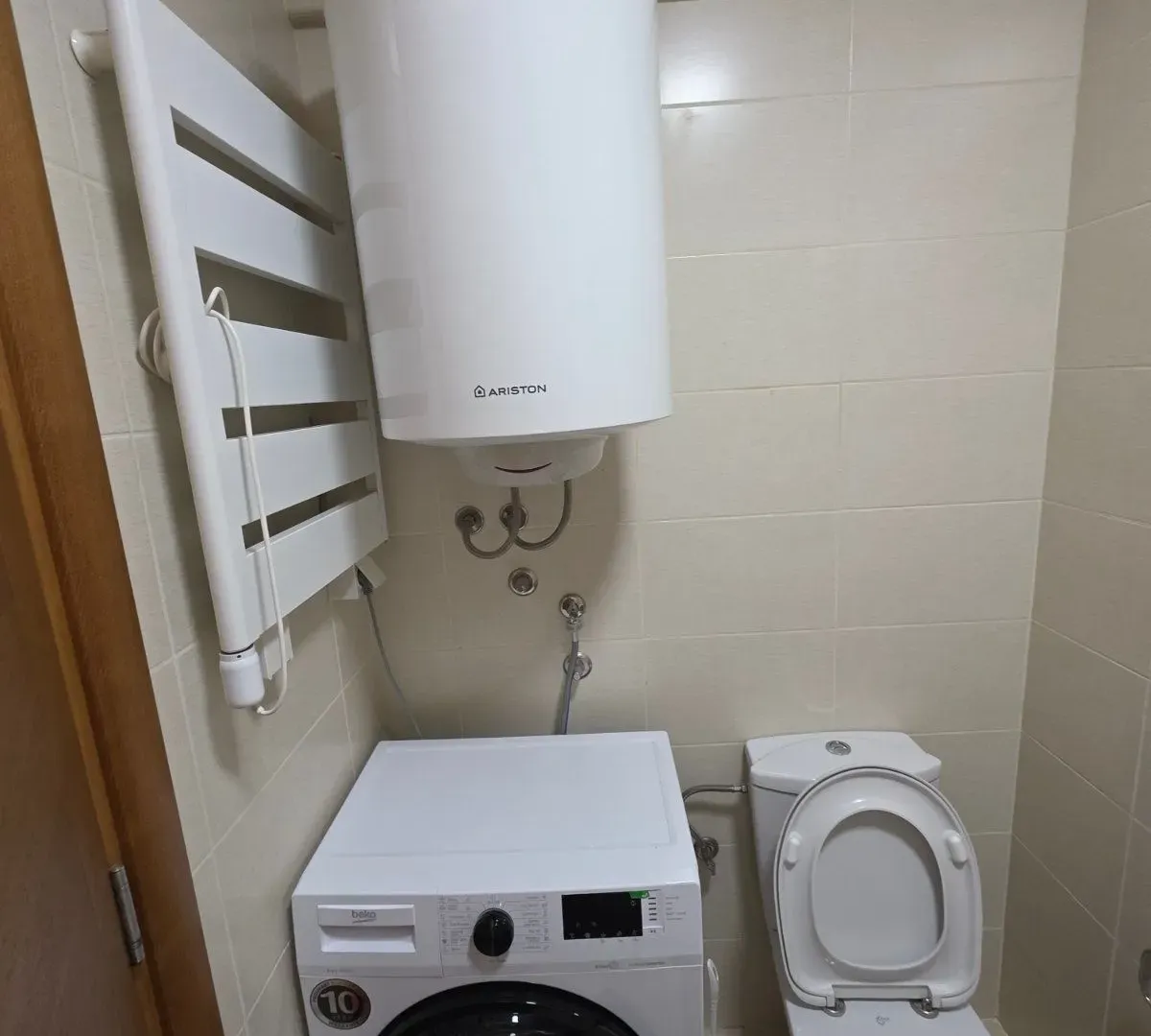 Izdavanje, jednosoban stan, 40m², Pobrežje, Podgorica
