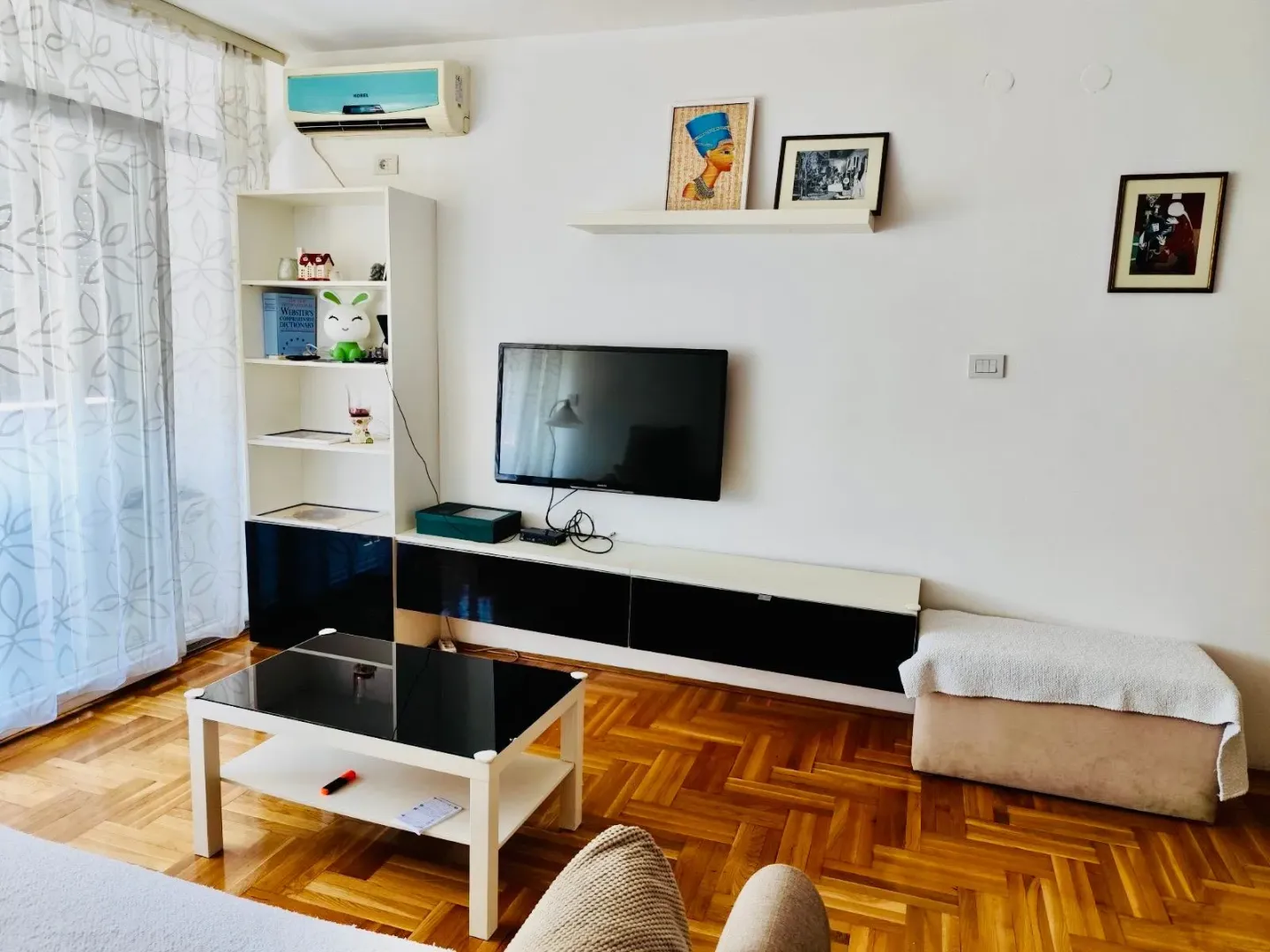 Izdavanje, jednosoban stan, 42m², City Kvart, Podgorica