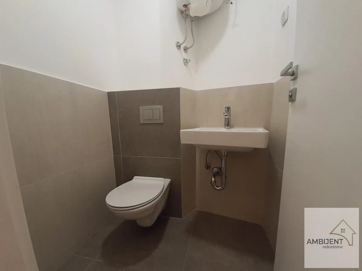 Rent, office space, 83m², Vračar Hram, Vračar Sve Podlokacije