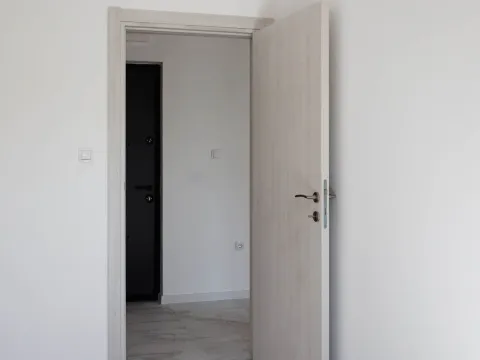 Prodaja, trosoban stan, 82m², Tivat, Crna Gora - image 23