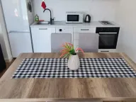 Izdavanje, stan, 51m², Tivat, Crna Gora - image 3