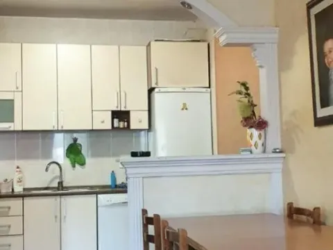 Rent, two bedroom apartment, 55m², Vezirov Most, Podgorica - image 12