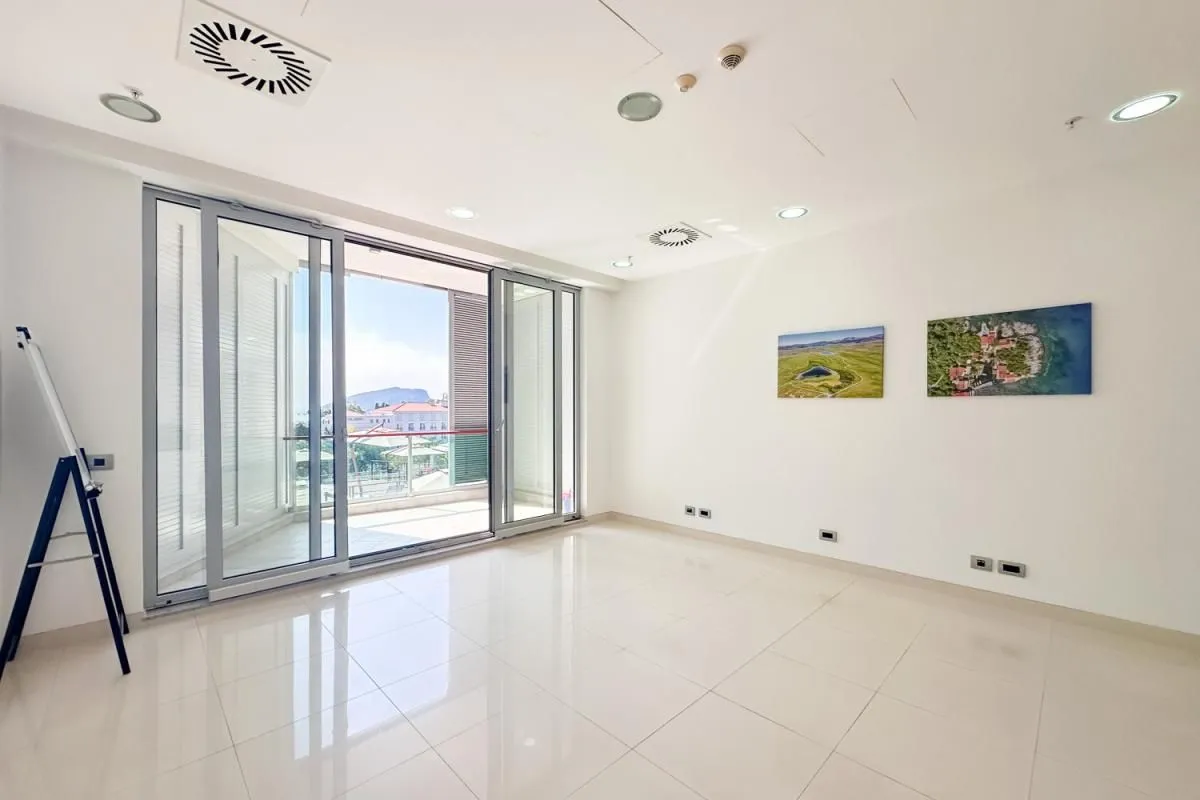 Sale, office space, 70m², Budva, Crna Gora