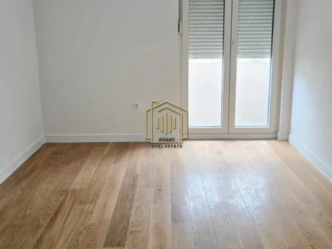 Izdavanje, dvosoban stan, 72m², Central Point, Podgorica - image 9