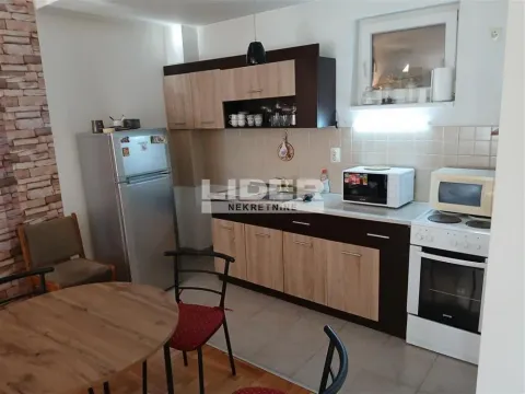 Izdavanje, dvosoban stan, 52m², Bulbulder, Zvezdara Sve Podlokacije - image 2