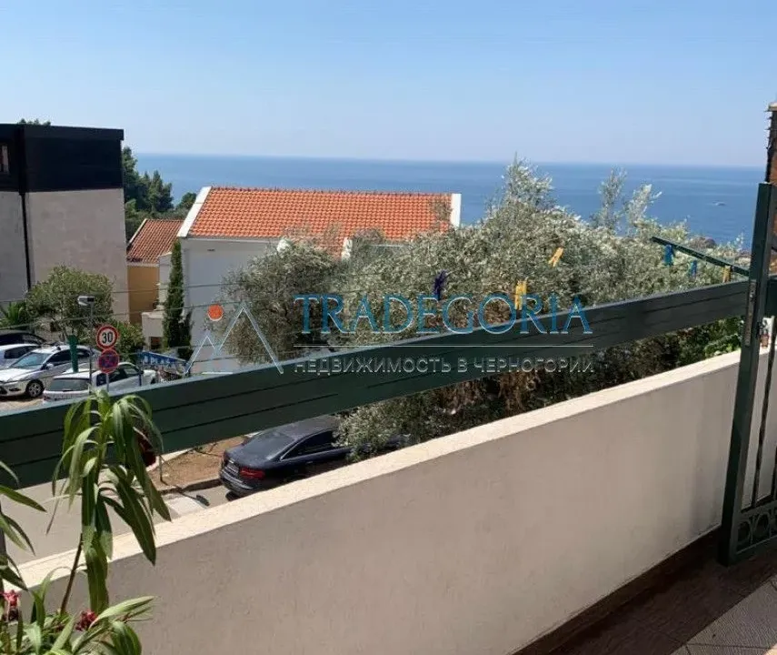 Sale, one bedroom apartment, 50m², Sveti Stefan, Budva