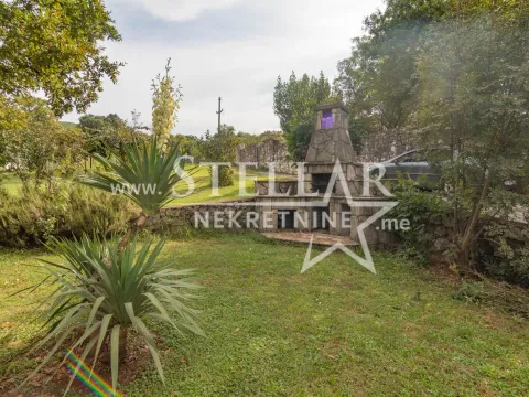 Rent, house, 250m², Mareza, Podgorica - image 24