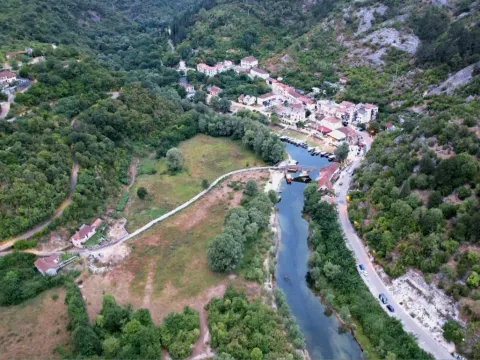 Sale, land lot, 1300m², Cetinje, Crna Gora - image 21