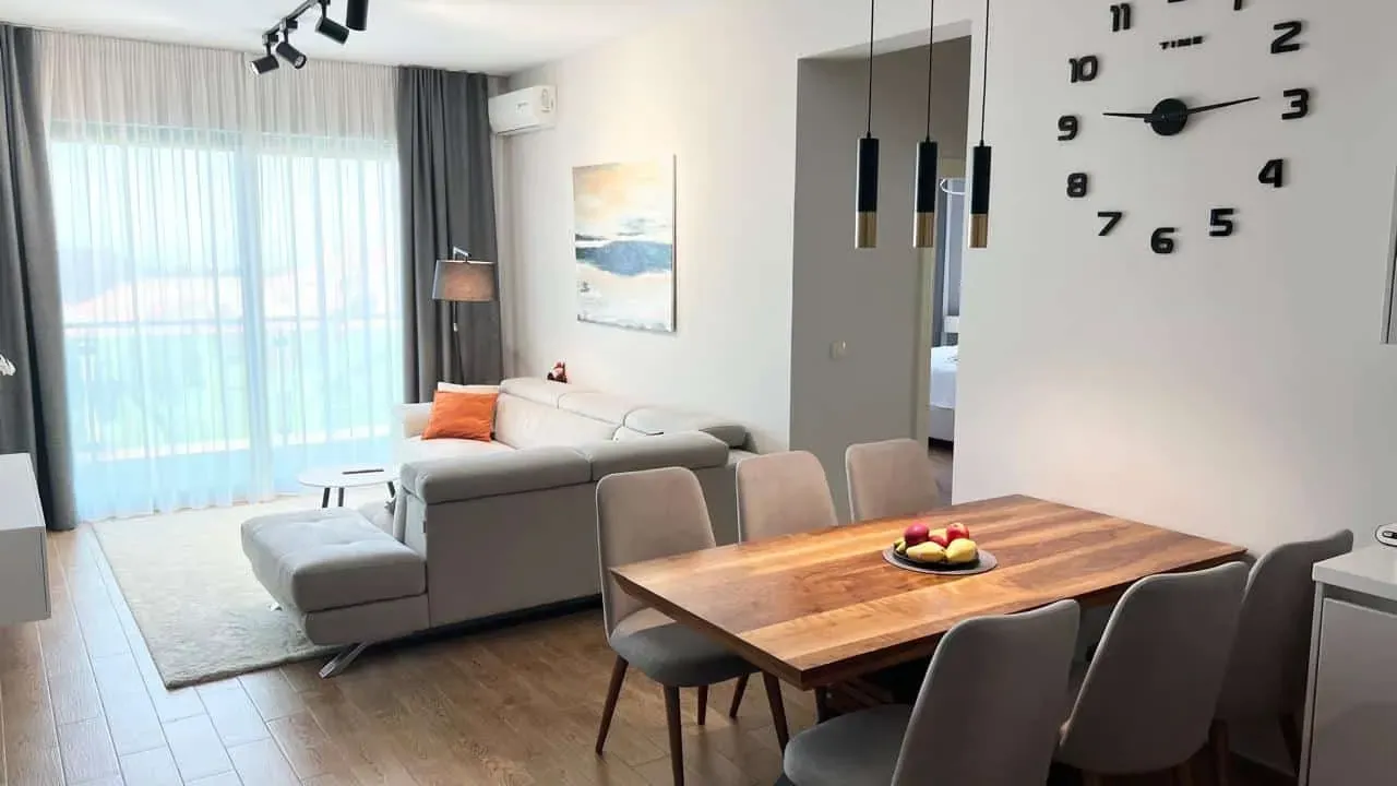 Prodaja, dvosoban stan, 81m², Bečići, Budva