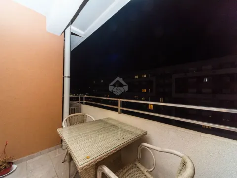 Izdavanje, dvosoban stan, 70m², Central Point, Podgorica - image 12