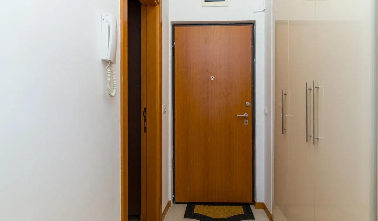 Izdavanje, dvosoban stan, 70m², Gorica C, Podgorica