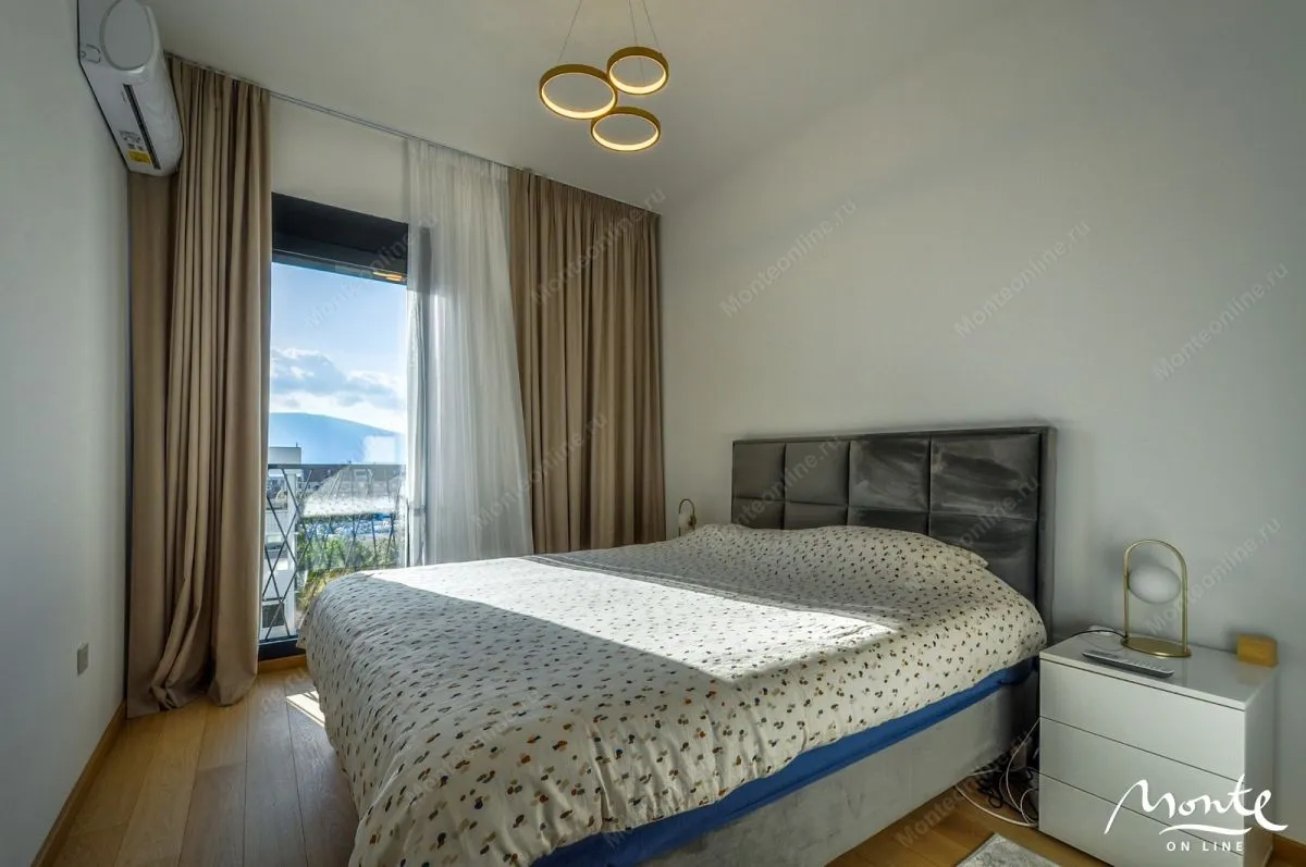 Prodaja, dvosoban stan, 73m², Tivat, Crna Gora
