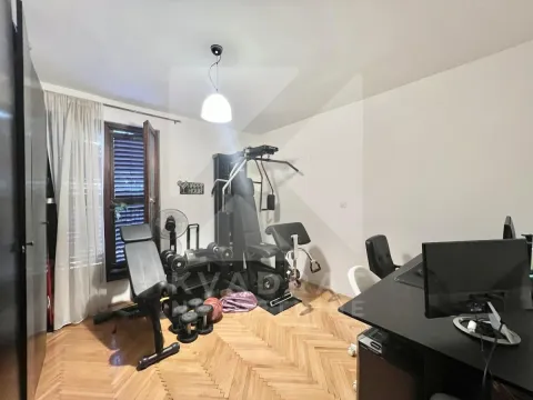 Prodaja, dvosoban stan, 91m², Malo Brdo, Podgorica - image 10
