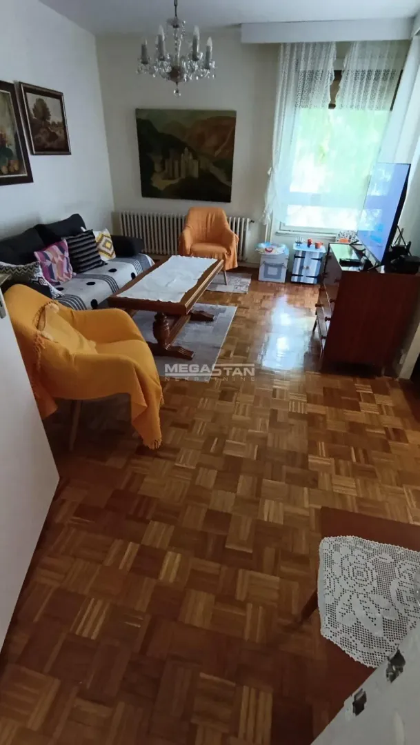 Prodaja, trosoban stan, 85m², Novi Beograd Blok 71, Novi Beograd Sve Podlokacije