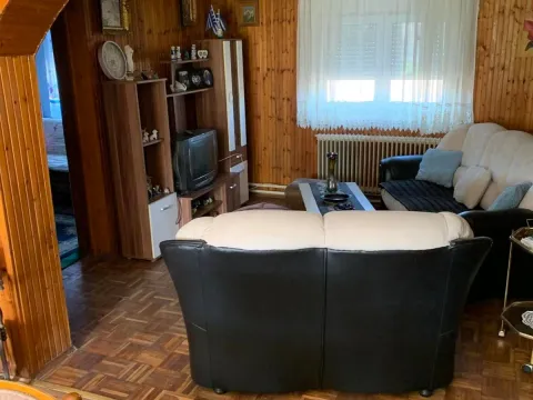 Prodaja, kuća, 190m², Veliki Crljeni, Lazarevac - image 9