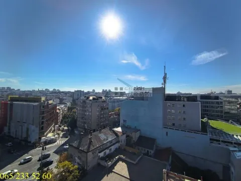 Pogled na grad sa visine. - image 3