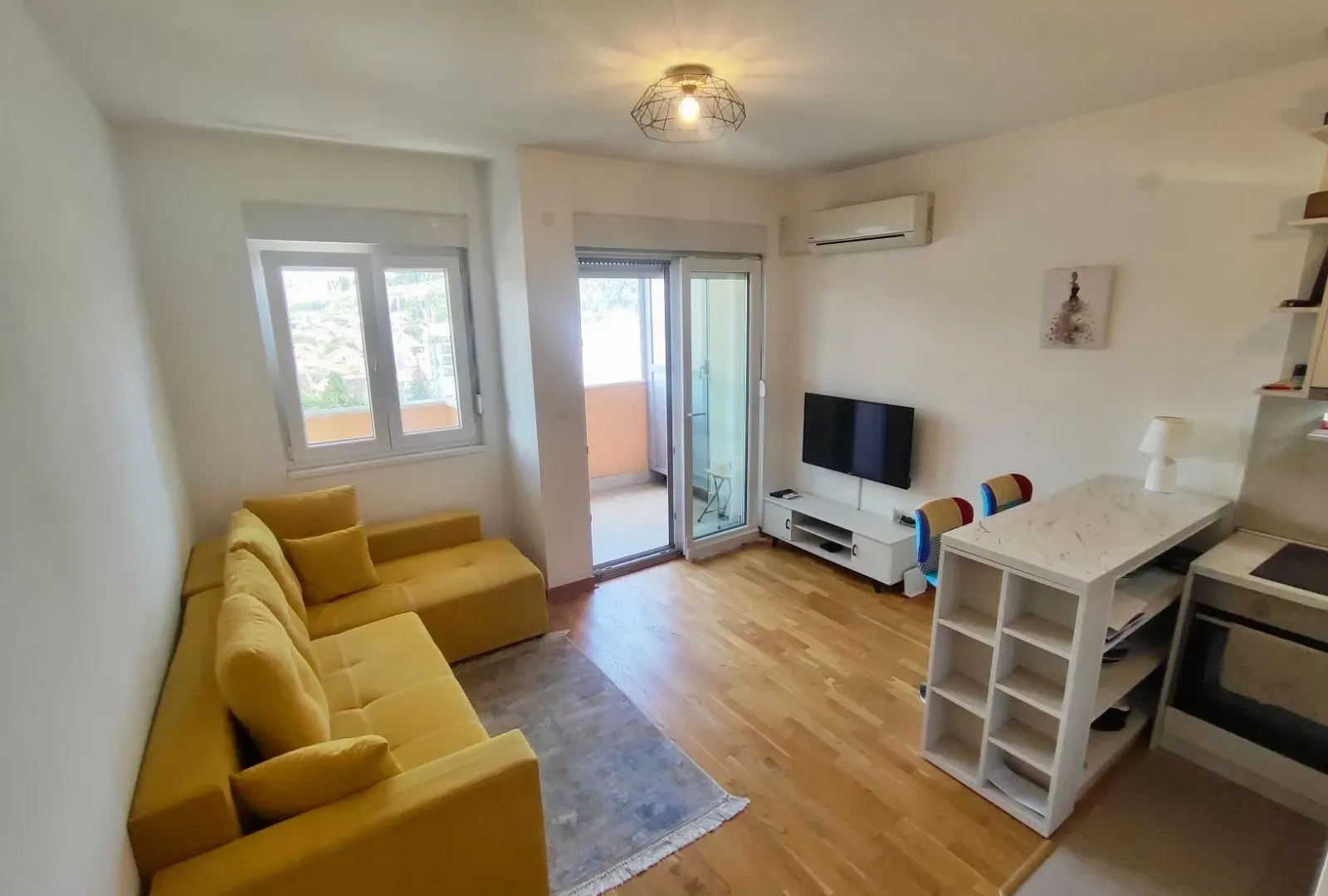 Rent, studio apartment, 27m², City Kej, Podgorica