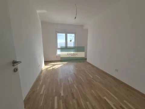 Prodaja, jednosoban stan, 53m², Centar, Jagodina - image 14