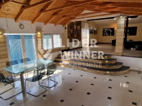 Izdavanje, kuća, 190m², Čukarica, Beograd - image 4