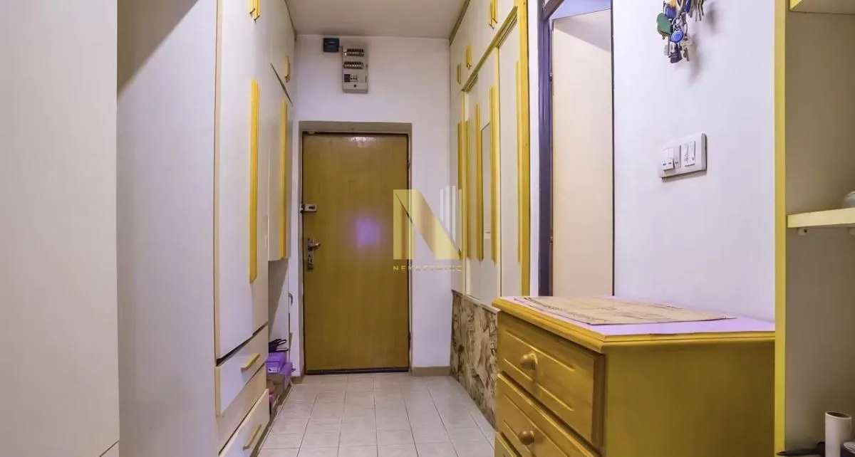 Prodaja, dvosoban stan, 65m², Bulevar Oslobodjenja, Novi Sad Sve Podlokacije