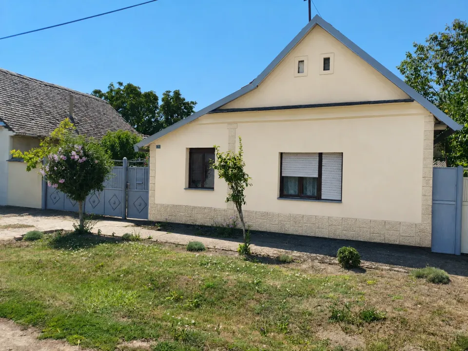 Prodaja, kuća, 60m², Hrtkovci, Ruma