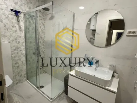 Izdavanje, dvosoban stan, 74m², Central Point, Podgorica - image 10