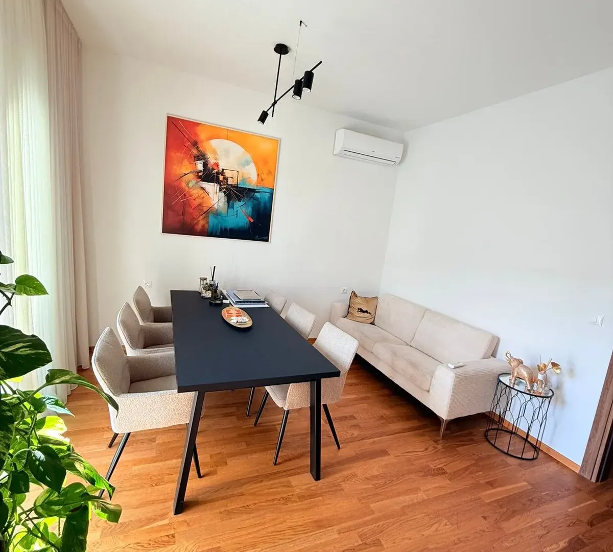 Prodaja, dvosoban stan, 52m², Tološi, Podgorica