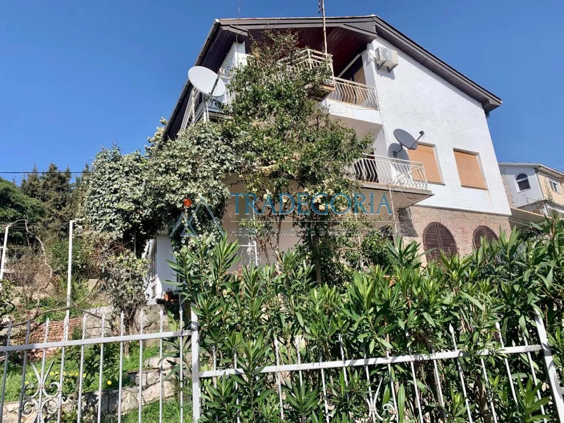 Prodaja, kuća, 240m², Dobra Voda, Bar