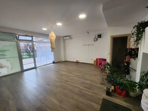 Izdavanje, poslovni prostor, 40m², Rozino, Budva - image 3