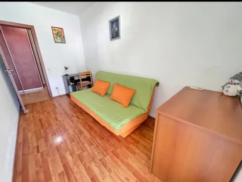 Rent, two bedroom apartment, 80m², Mainski Put, Budva - image 4