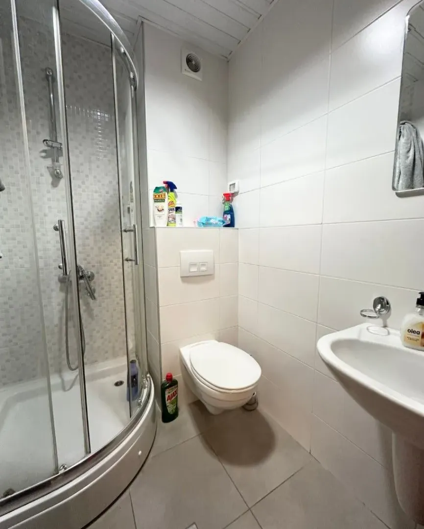 Izdavanje, dvosoban stan, 120m², City Kvart, Podgorica