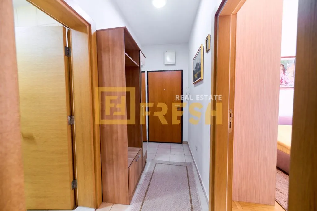 Rent, one bedroom apartment, 50m², Krivi Most, Podgorica